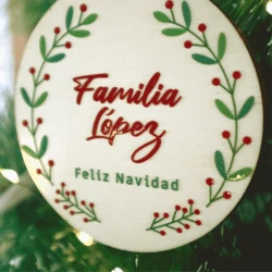 Bola de navidad madera personalizada nombre y mensaje